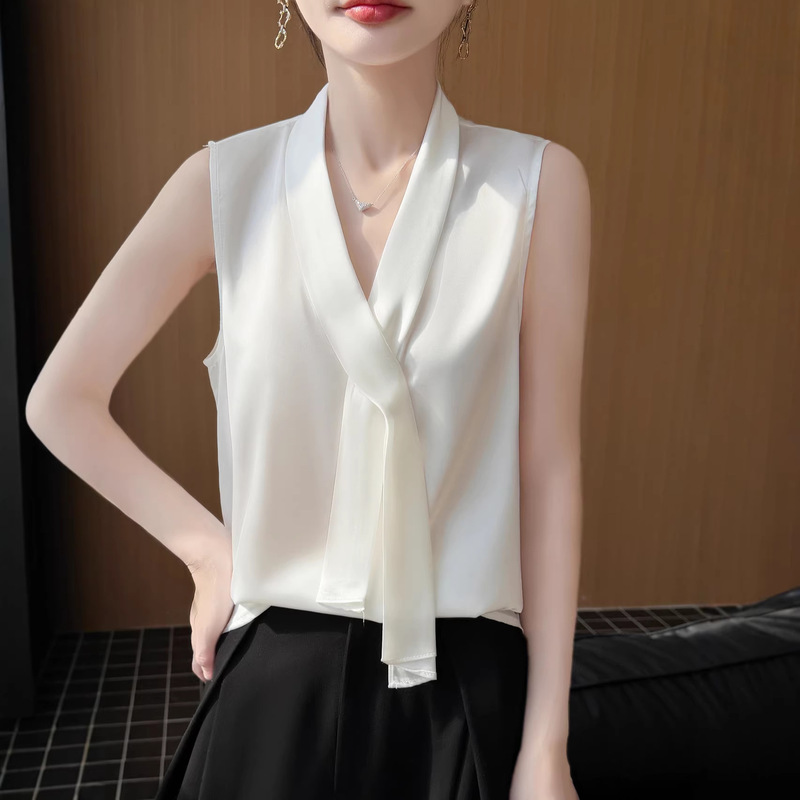 Satin Shirt with Ribbons, French Design, Sleeveless Top, 2026 Summer New Style, High-End and Elegant, Faux Silk Inner Layer Satin Shirt with Ribbons, French Design, Sleeveless Top, 2026 Summer New Style, High-End and Elegant, Faux Silk Inner Layer