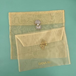 Preferential solid color three yarn buckle gauze clamshell bag snow yarn scarf dust-proof storage gift bag printable logo