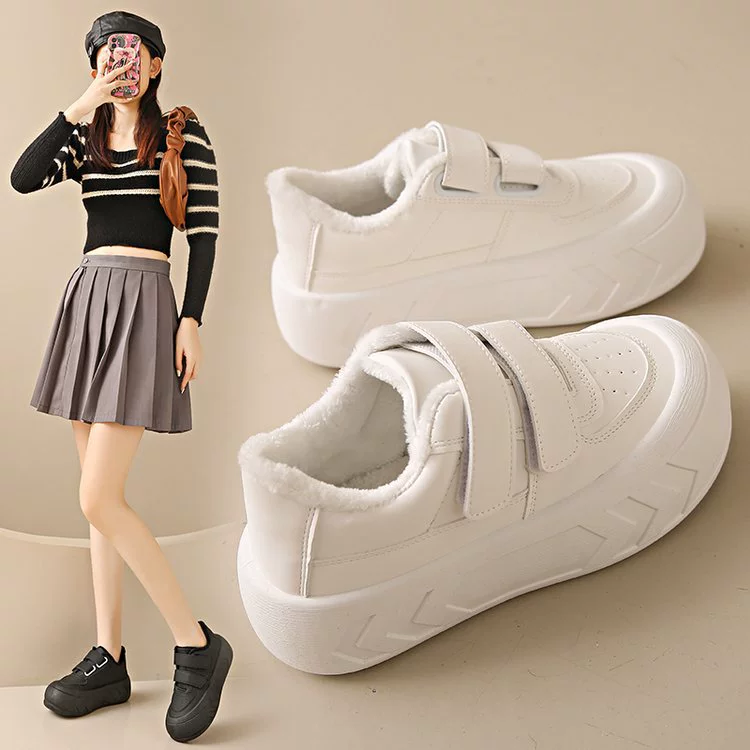 Маленькие белые туфли женские дикие 2024 осенние новые бархатные теплые юбки модной сети красные студенческие туфли