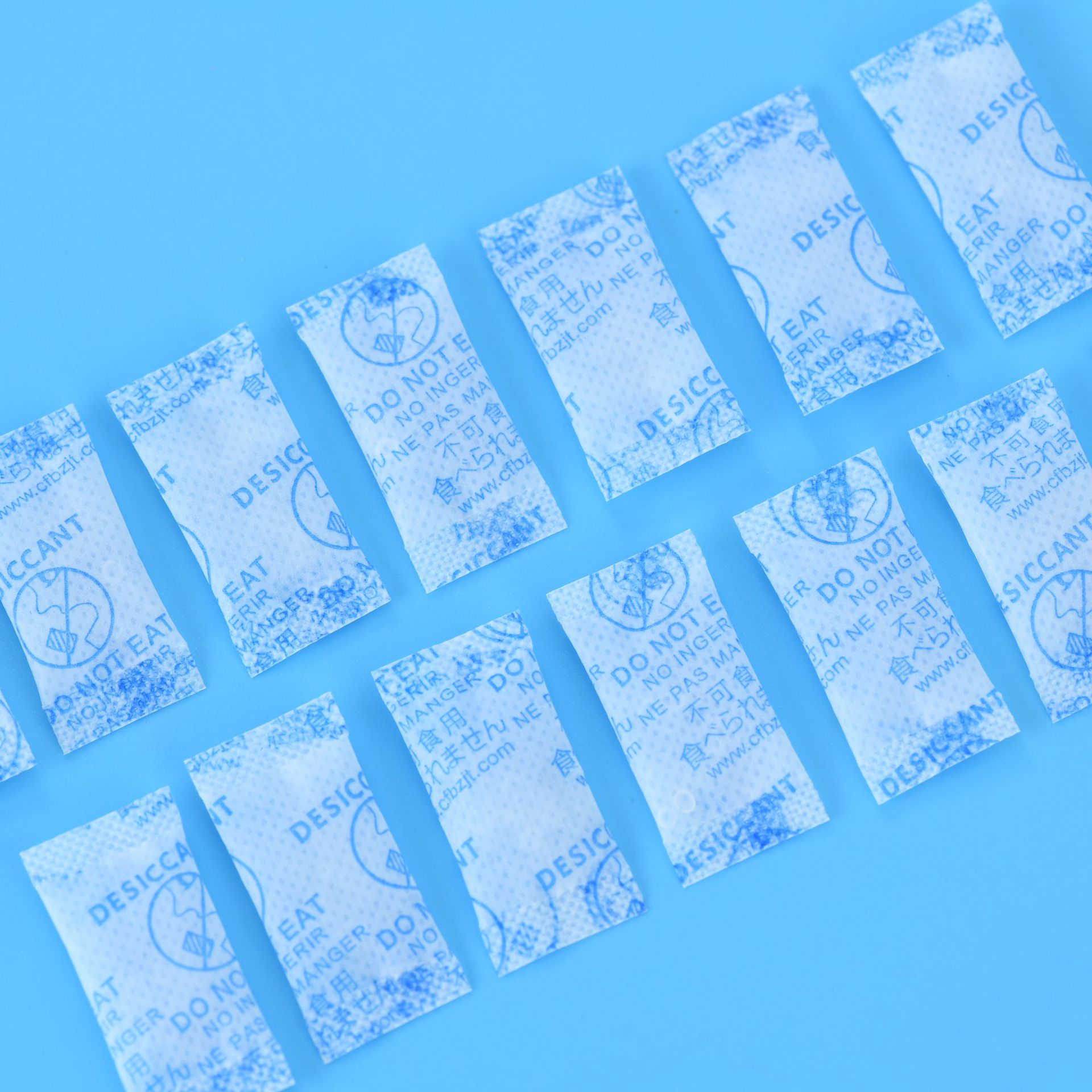 Fábrica al por mayor 1g Aihua papel desecante a prueba de moho que absorbe la humedad a prueba de humedad paquete medicina carne seca alimentos desecante de silicona