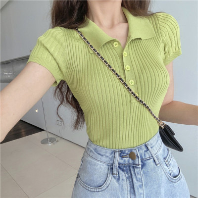 Fitted short retro knitted summer T-shirt