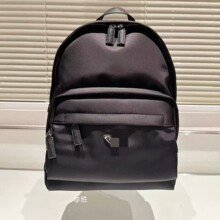 P家欧美时尚新款男士尼龙双肩包旅行背包多功能电脑包2VZ066