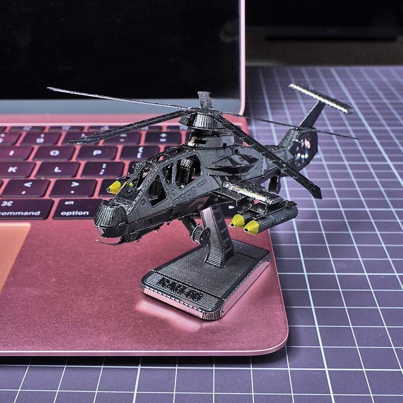 Estatua mágica de acero al por mayor versión de color avión un grupo metal rompecabezas mini 3D tridimensional hecho a mano DIY modelo de montaje