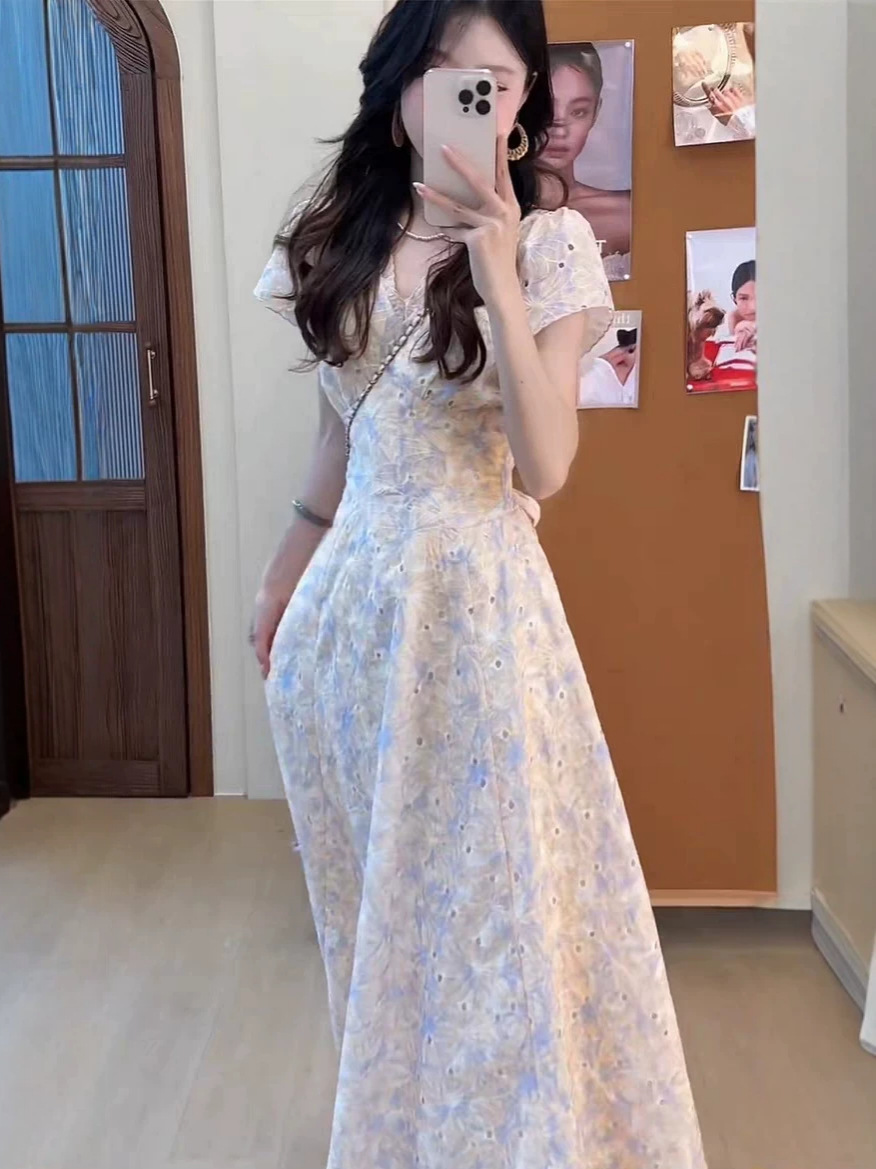 French V-Neck Floral Dress for Women, Summer 2026 New Style, Unique and Beautiful, Seaside Resort Style Long Dress