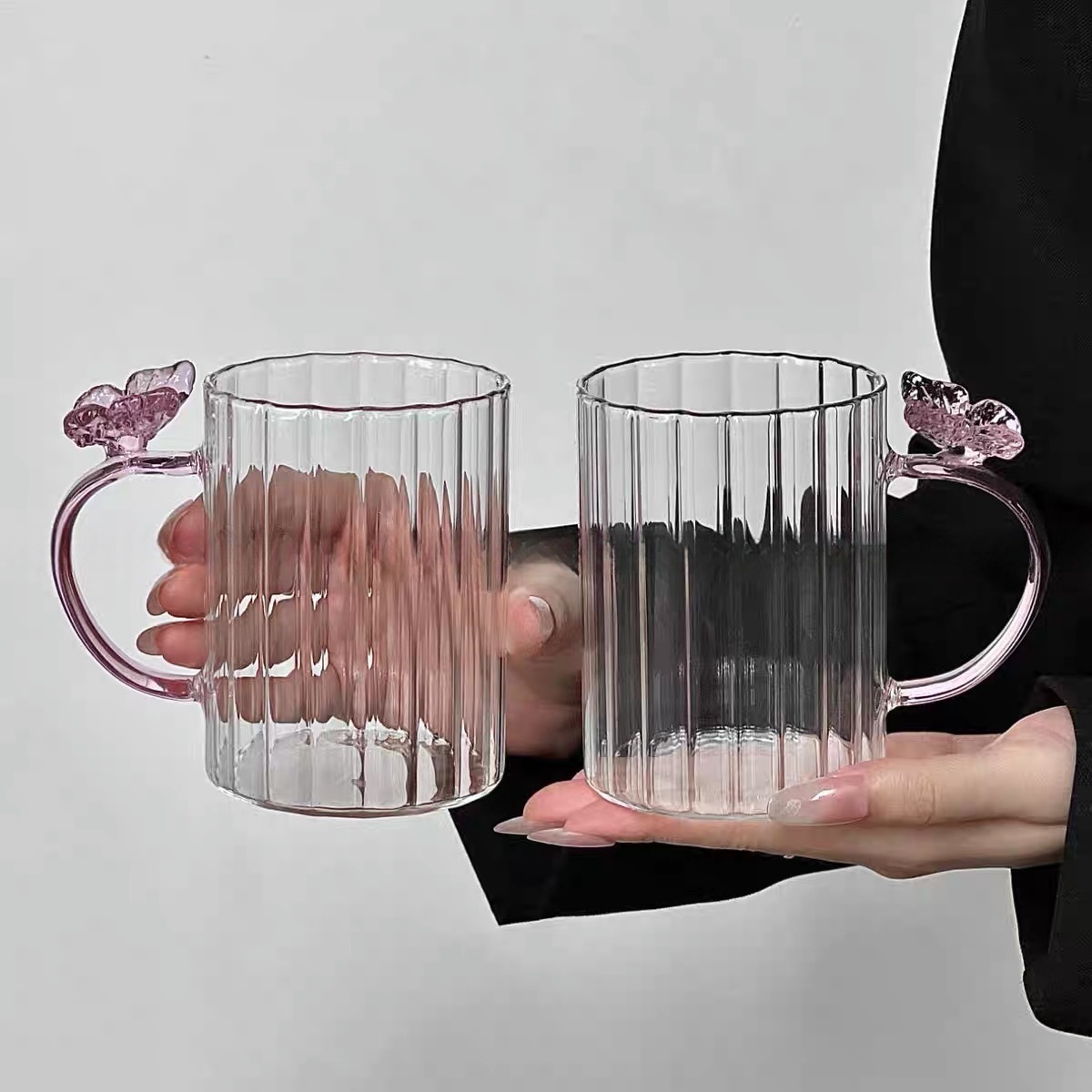 Taza de mariposa de vidrio de alto silicio copas de agua caseras tazas de bebida de jugo simple taza de vidrio transparente de color taza de cóctel