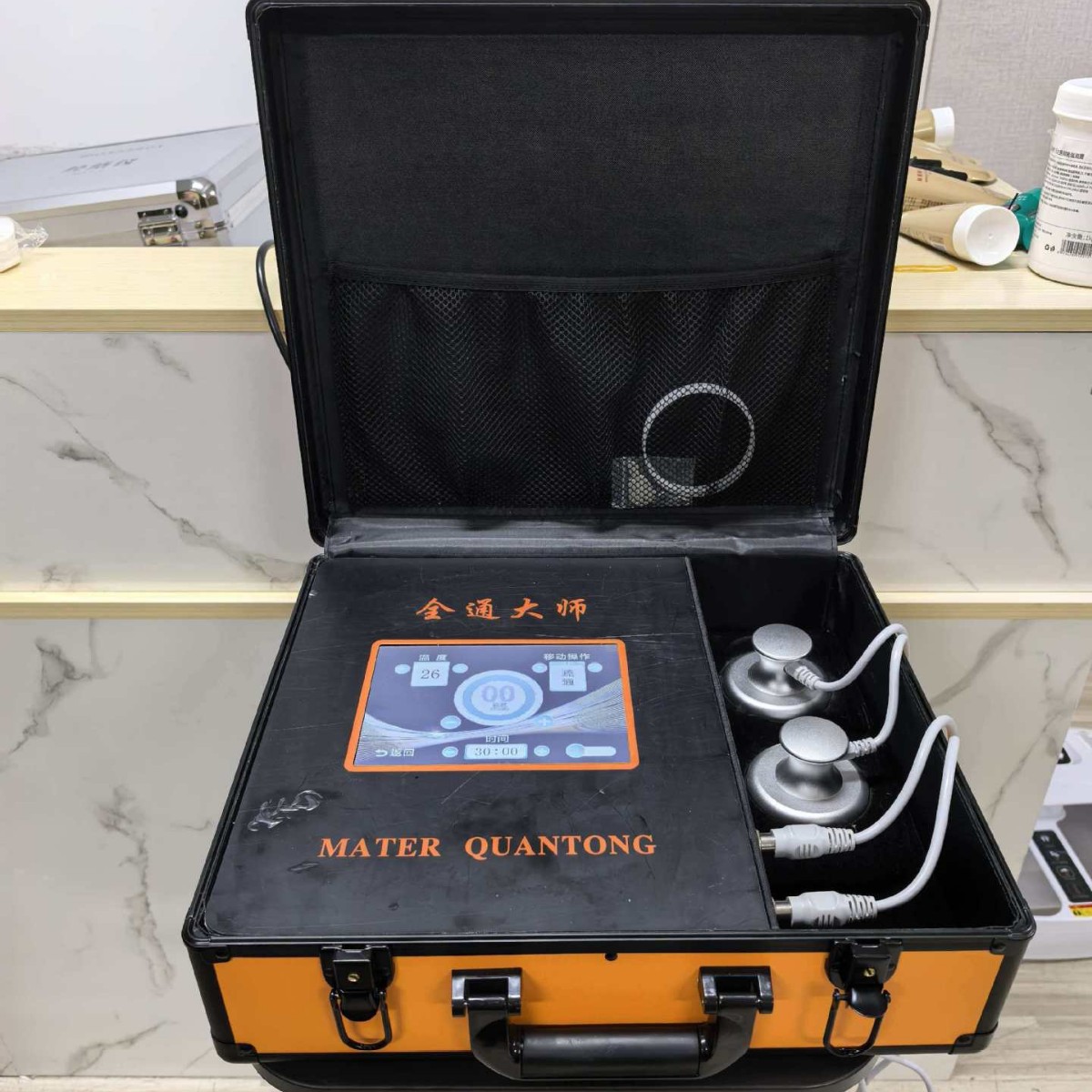 Master Quan Tong's Meridian Instrument, Master Rao Xuantong's Three-Way Massage and Beauty Instrument, Health Center Home Moxibustion Guide Instrument