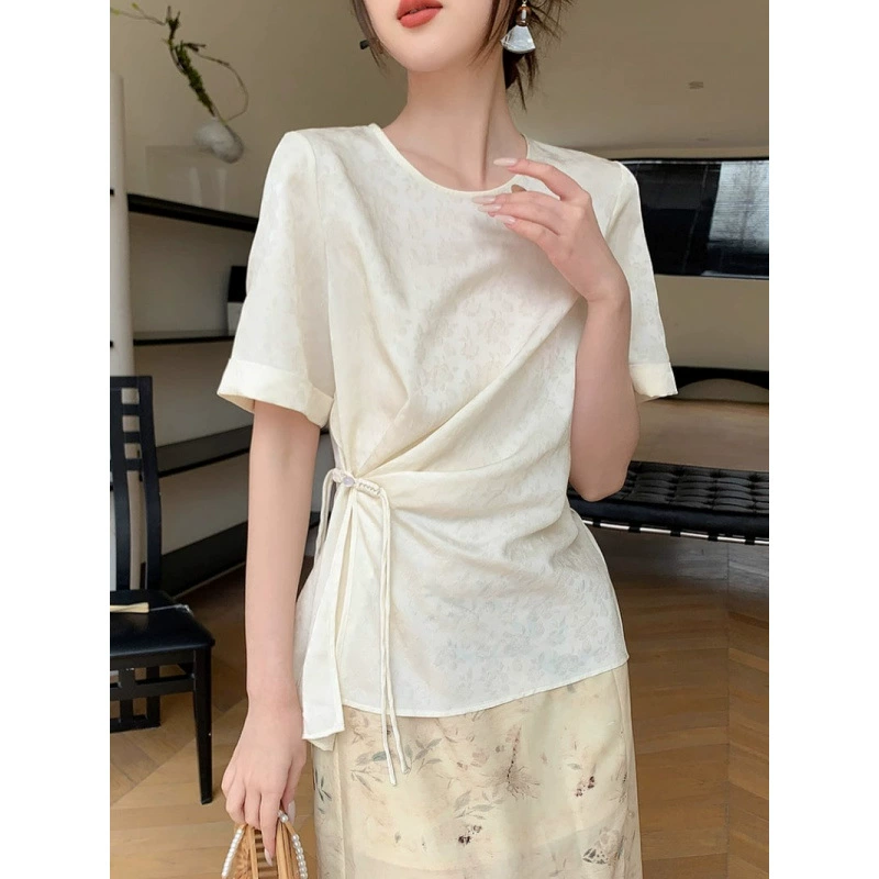 Новая женская рубашка с короткими рукавами в китайском стиле в национальном стиле с пряжкой на талии, лето 2025, новый стиль, жаккардовый простой топ в западном стиле
