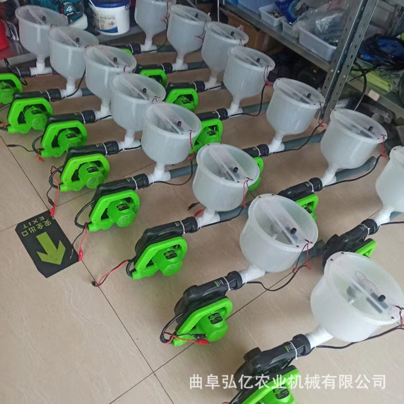 12V充电式干粉喷洒机家用杀虫喷粉机蔬菜大棚喷药机石灰粉抛洒机