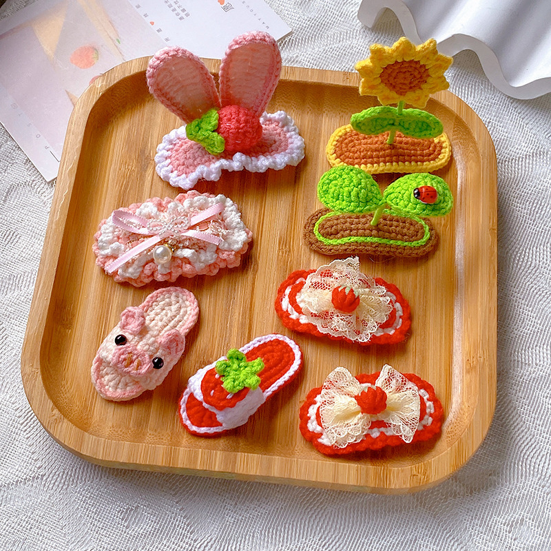 Handmade crocheted wool hairpin cute three-dimensional strawberry rabbit ear hairpin Korean style children's wool grass hairpin