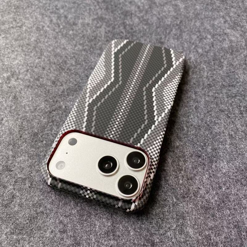 iPhone 18 Pro Max semi-cover Kevlar-patterned red snake scepter phone case suitable for Apple 17, creative and high-end feel