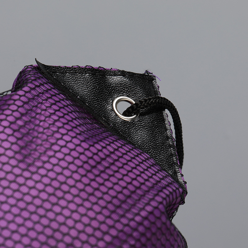 Gran capacidad de malla cremallera poliéster cordón impermeable deportes nylon cordón mochila publicidad impresión de la insignia image 2