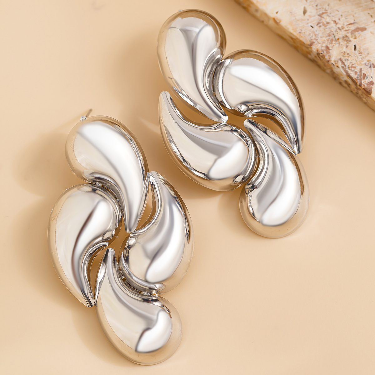 1 Paar  Wind Overdrijving Waterdruppels Legering IJzer Oorknopjes display picture 6