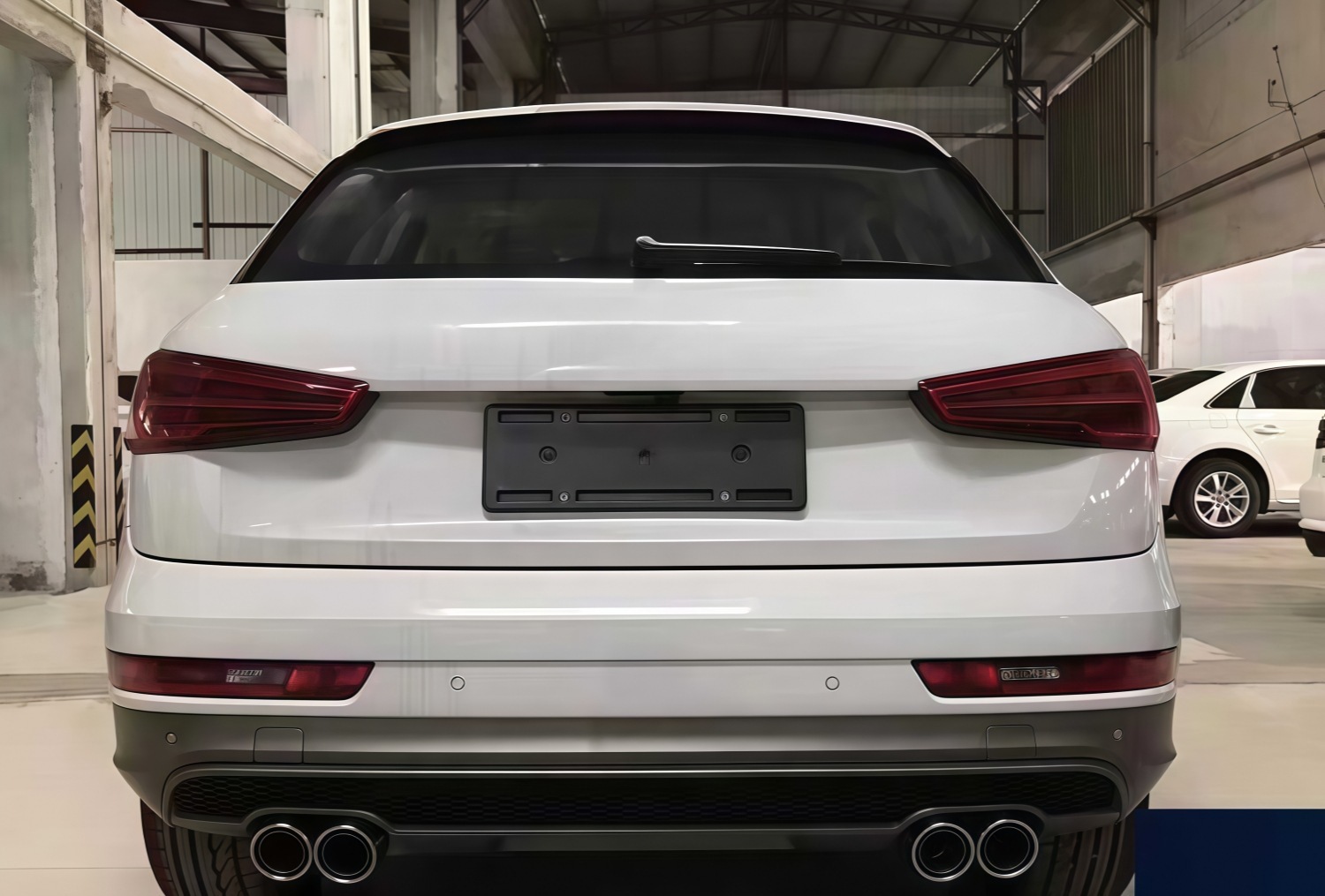 Suitable for Audi Q3 models from 2012-2015, this is an RS Q3-style front bumper, front grille, and front fascia kit