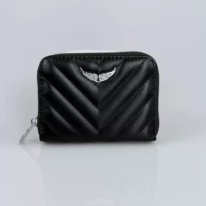 Bordado en forma de V negro 13cm