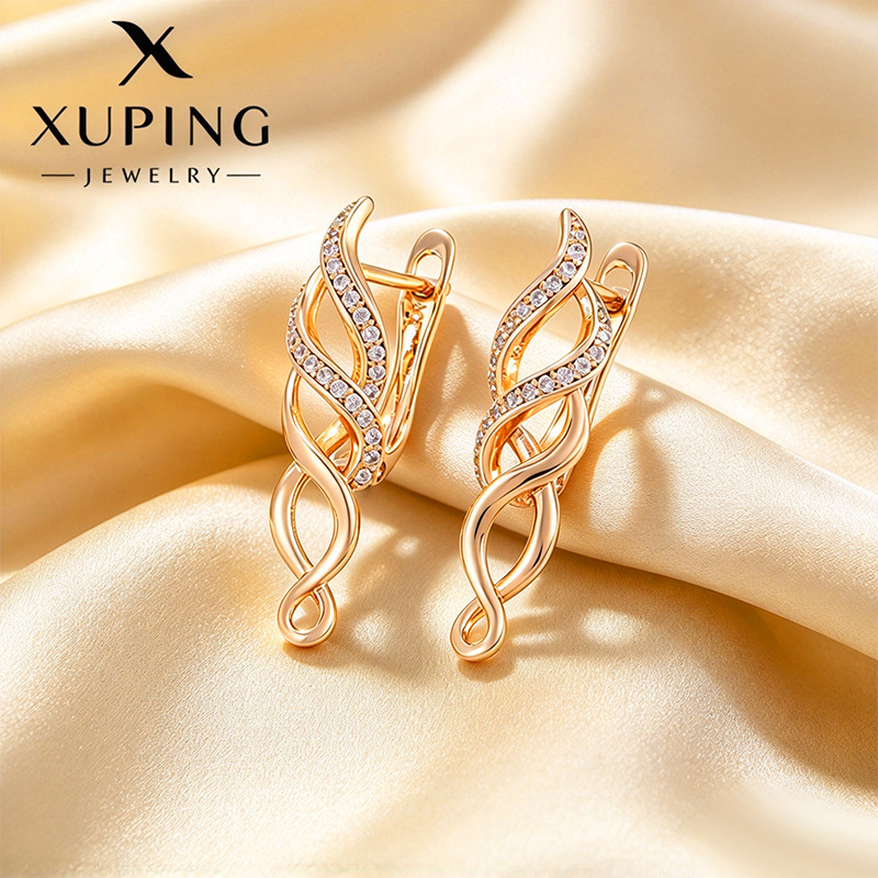 Pendientes de Aro con Zirconia de Aleación de Cobre Bañado en Oro de 18K