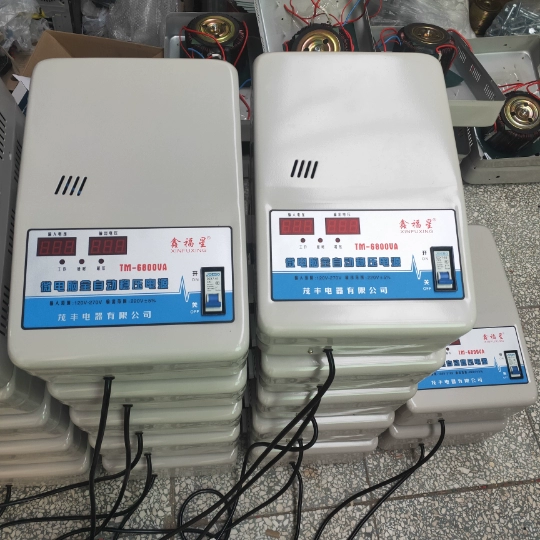 Voltage stabilizer 6800W with 1 air conditioner