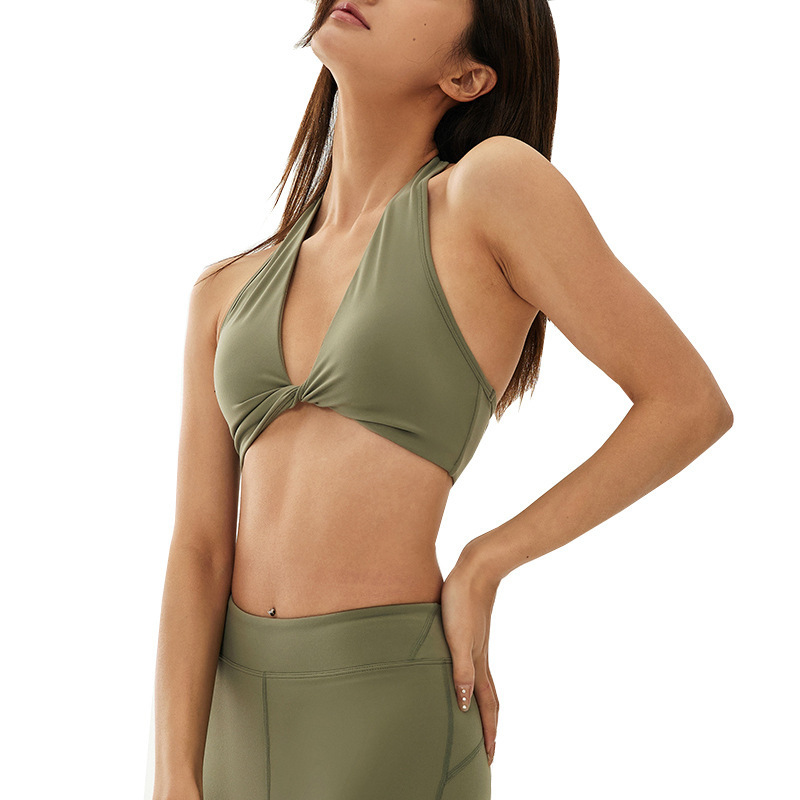 2022新款外贸瑜伽背心女挂脖速干亲肤运动健身上衣含胸垫一件代发