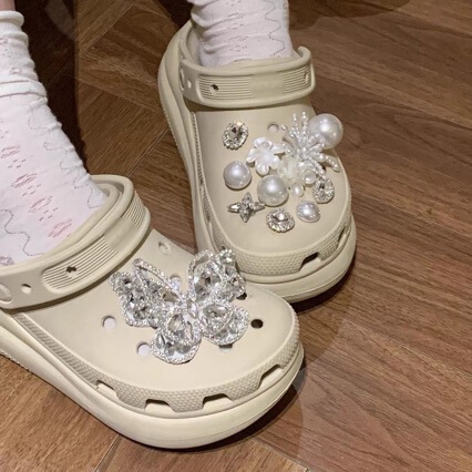 Pearl Flower Rhinestone Crocs Accessories Shoe Flower Decorative Buckle High-end Adaptation to Luo Chi Crocs Removable Shoe Flowers