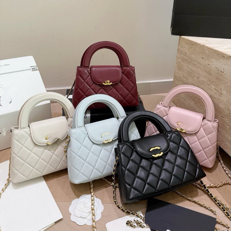 25P Quilted Oil Wax Leather Chain Kelly Glossy Goatskin Shoulder Clutch Crossbody Versatile Women's Bag Decorative Small Square Bag
