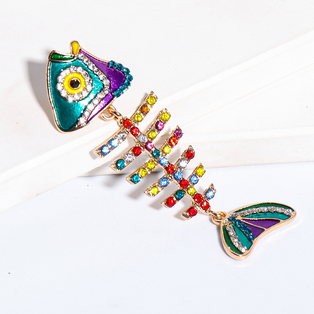 Wholesale Jewelry Fish Bone Color Diamond Pendant Earrings Nihaojewelry display picture 6