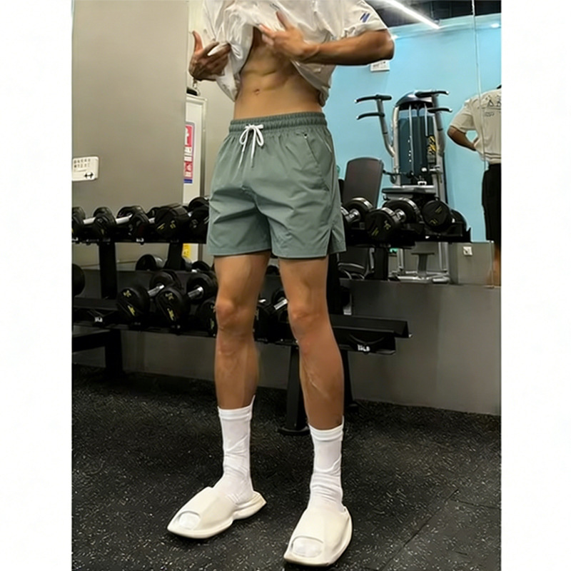 American-Style Ice Silk Quick-Dry Shorts for Men, Summer Large Size Gym Shorts, Outdoor Running Training Sports Split Hem Shorts