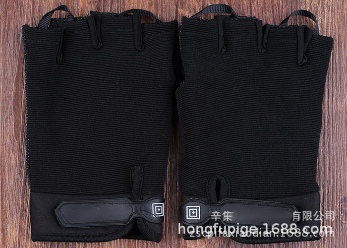 Primavera y verano guantes de equitación al aire libre de conducción delgada sombrilla táctica hombres y mujeres 51 fitness deportes medio dedo guantes