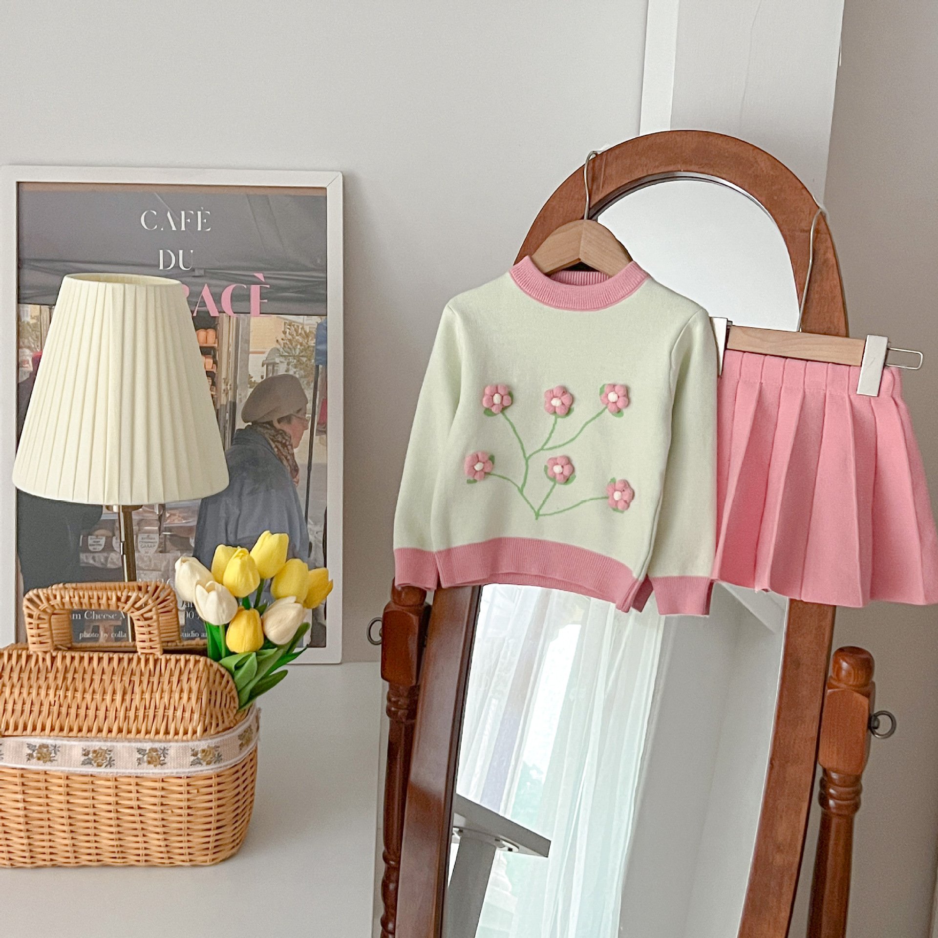 JINYONG Filles Exquis Petite Fleur Pull Haut Tricoté Fil Jupe Plissée Ensemble Automne/Hiver Style Occidental Femme_voghion.com