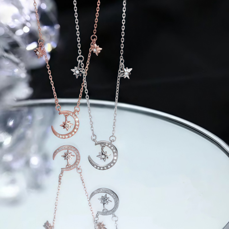 銀貝銀河、星と月が輝く、フルダイヤモンドスターリングシルバーネックレス、女性用、軽い高級感、ハイエンド、ファッショナブルで多用途なペンダント鎖骨チェーン|undefined