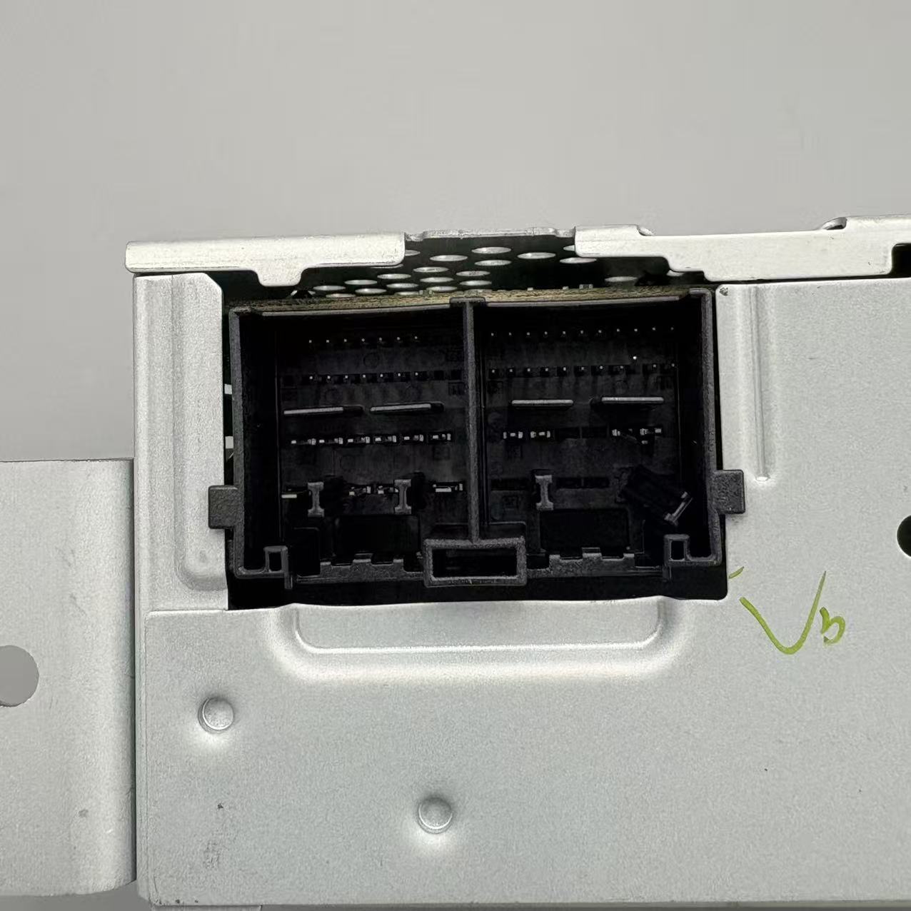 Applicable to 19-20 Models of Ford Focus, Transit, Ruiji and Other Acm Radio Host Module Systems