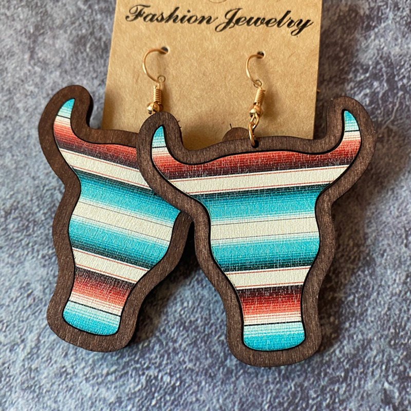 1 Pair Retro Bull Head Wood Women's Drop Earrings display picture 3