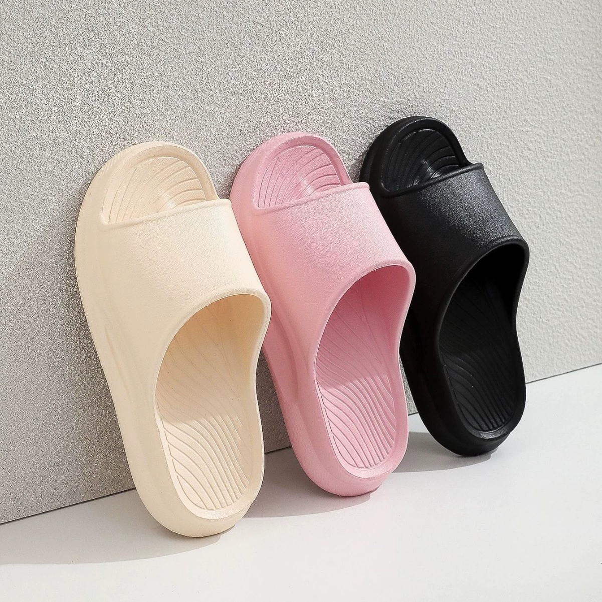 2025 новые тапочки для дома, домашние нескользящие тапочки для отдыха, ванной комнаты, купания, нескользящие тапочки для отдыха на открытом воздухе, удобные тапочки