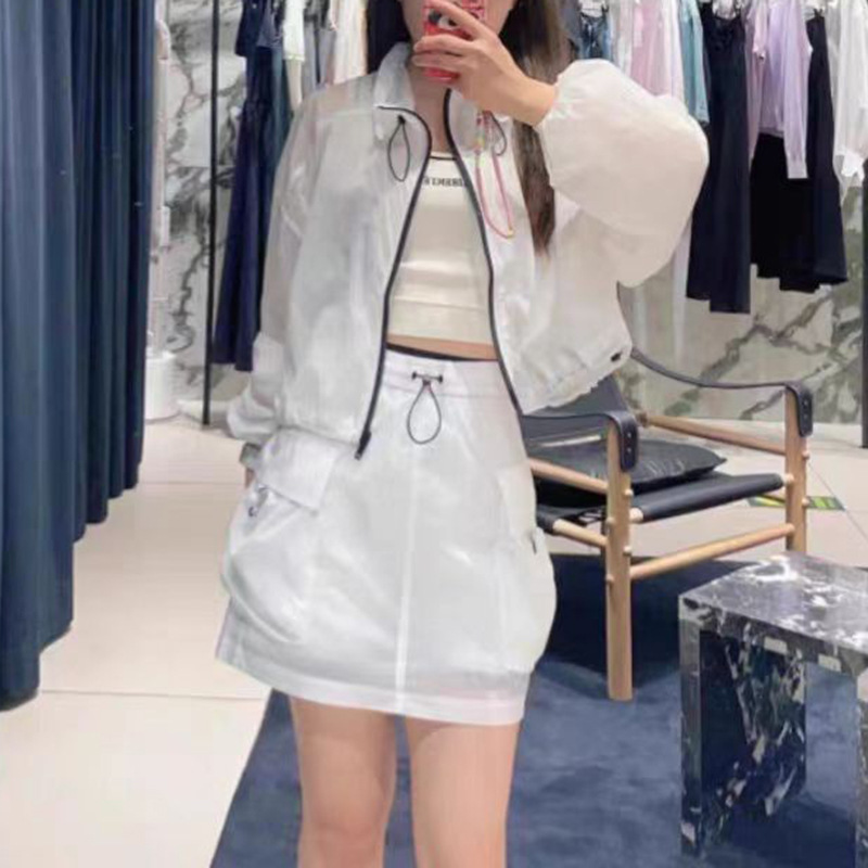 Short jacket