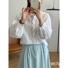 韩式小清新文艺重工刺绣衬衫女波浪门襟翻领小木扣圆角领衬衣ZLG