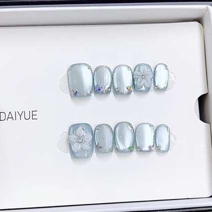 Purely Handmade Wearable Nails with 3D Hand-Painted Designs, Reusable, Wholesale, New Model, Carved Blue Sparkling Elegant Nail Art, Detachable