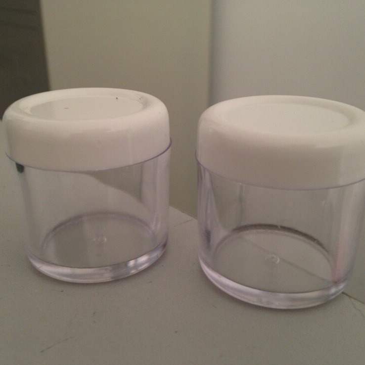 供应20ml 塑料包装罐  眼里粉末罐  PP罐粉末罐旋盖