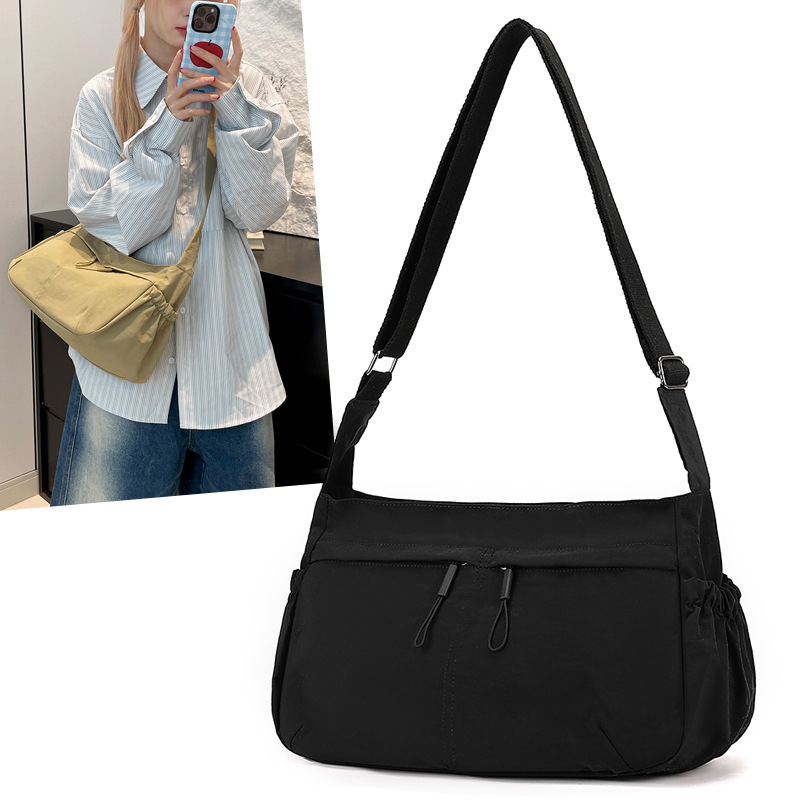 Japanese Style Fashion Commuter Women's Shoulder Bag Large Capacity Versatile Tote Bag Lightweight Nylon Crossbody Bag - Thumbnail 3
