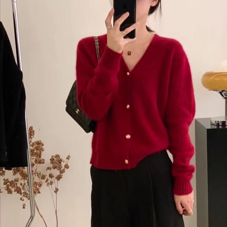 Trendy and Casual 100% Pure Wool Simple Artistic Fluffy Lazy V-Neck Knitted Cardigan Top for Women Plus Size