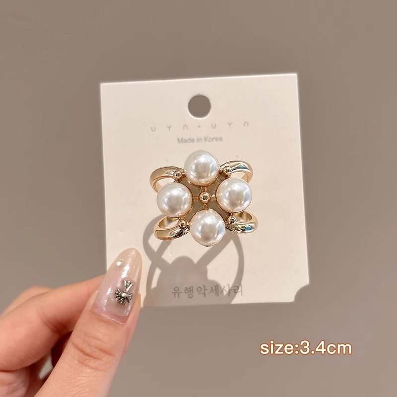 Botón de toalla de seda de alta calidad para mujer de alta gama 2025 nuevo estilo arco esquina anudada camisa de flores serpentina anudada hebilla anudada