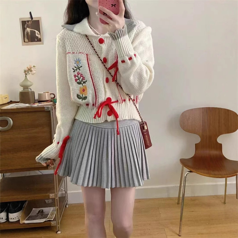 French Retro Sweet Doll Collar Embroidered Lace-up Sweater Coat Women's Autumn Loose Soft Waxy Long-sleeved Knitted Cardigan