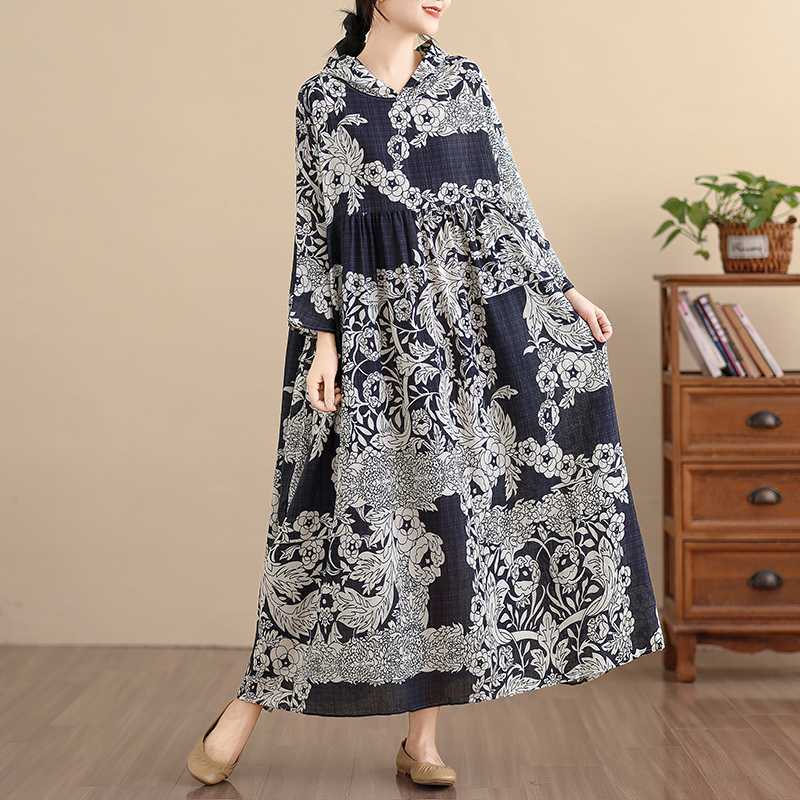 Spring retro dress with hood