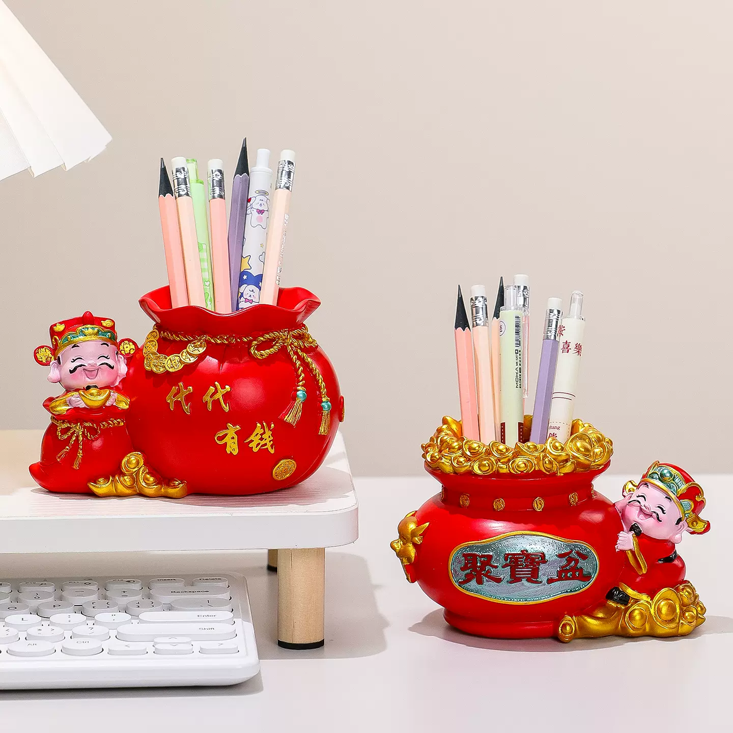 新年财神爷笔筒树脂工艺品创意聚宝盆办公室桌面多功能收纳装饰品