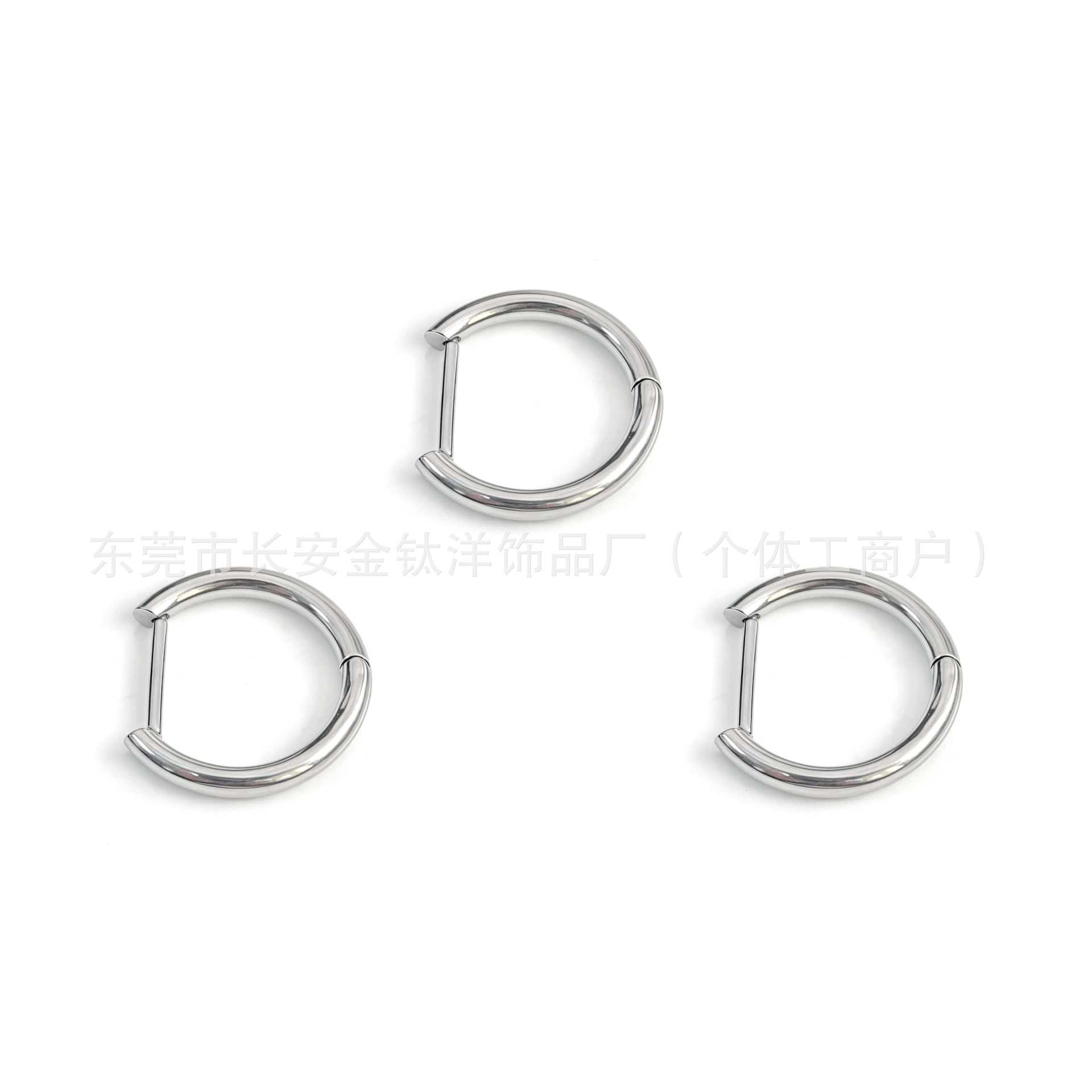 Labret piercing jewelry detail image