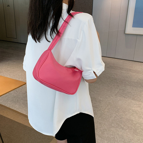 Casual commuting armpit bag, niche trend handbag,  autumn new bag, women's fashionable simple shoulder bag