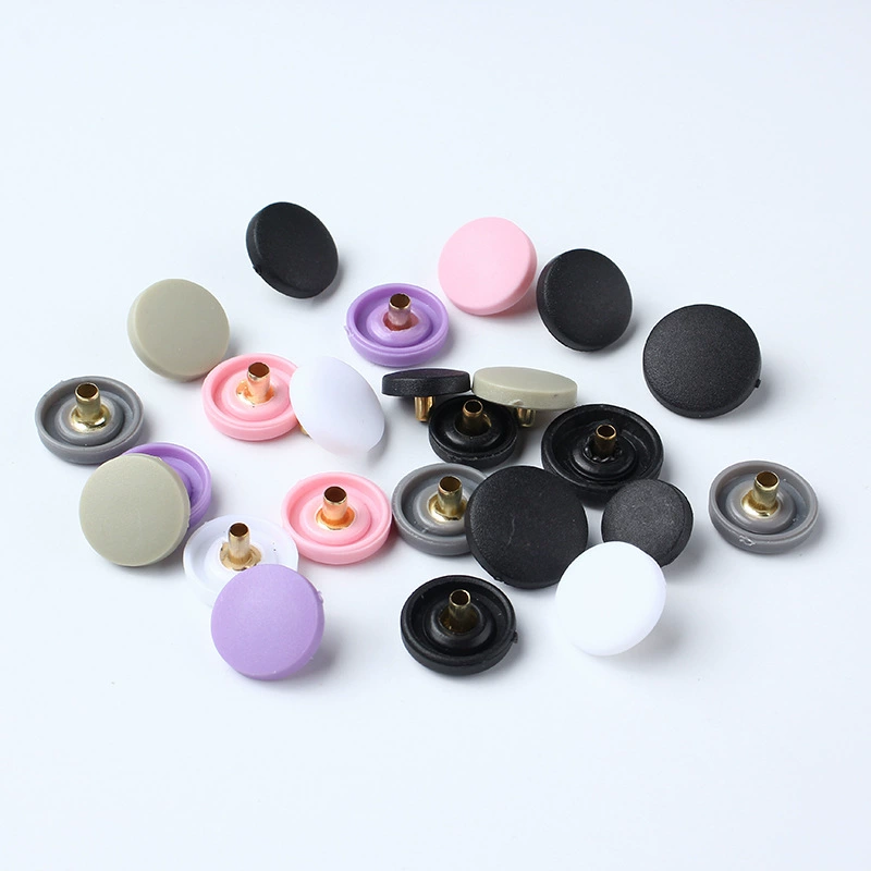 Пластиковые пуговицы для хлопчатобумажных пальто, панель из четырех пуговиц, белые матовые изогнутые кнопки, пластиковые четырехкнопочные оптом