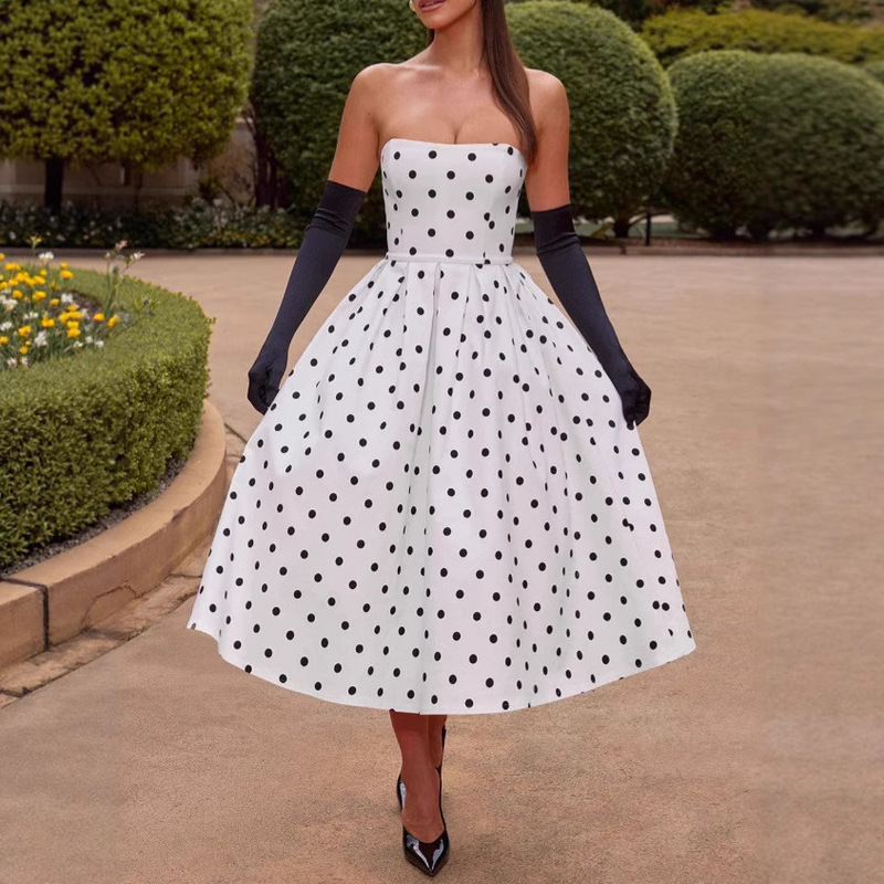 Independent Amazon Cross-Border European and American Fashion Polka Dot Strapless Dress French Hepburn Style Waist-Cinching Fashion 8170 Independent Amazon Cross-Border European and American Fashion Polka Dot Strapless Dress French Hepburn Style Waist-Cinching Fashion 8170
