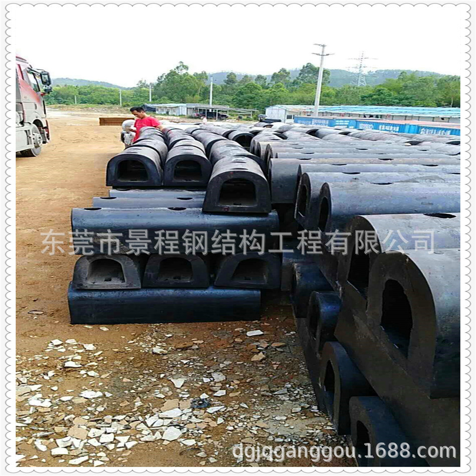 海边SA250爬梯橡胶护舷 清远靠岸橡胶SA400手动楼梯橡胶护舷厂家