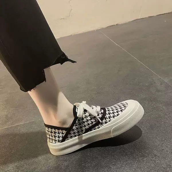 Houndstooth new product launch