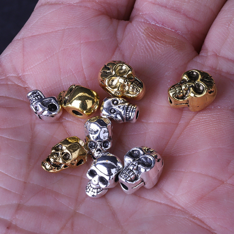 Xizang Silver Skull Model Halloween Props Horror Decoration Small Skull Craniform Bracelet Piercing Jewelry Accessories Scattered Beads Xizang Silver Skull Model Halloween Props Horror Decoration Small Skull Craniform Bracelet Piercing Jewelry Accessories Scattered Beads