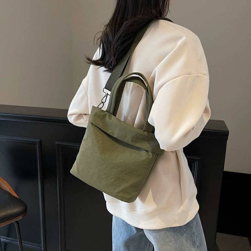 Сумочка на плечо, not nylon shopping bag?