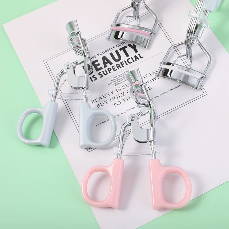Eyelash Curler, handheld solar-style design, soft pad, beginner-friendly, mixed colors